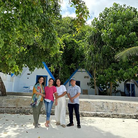 Tria Maria Cottage Ngurbloat Exterior photo