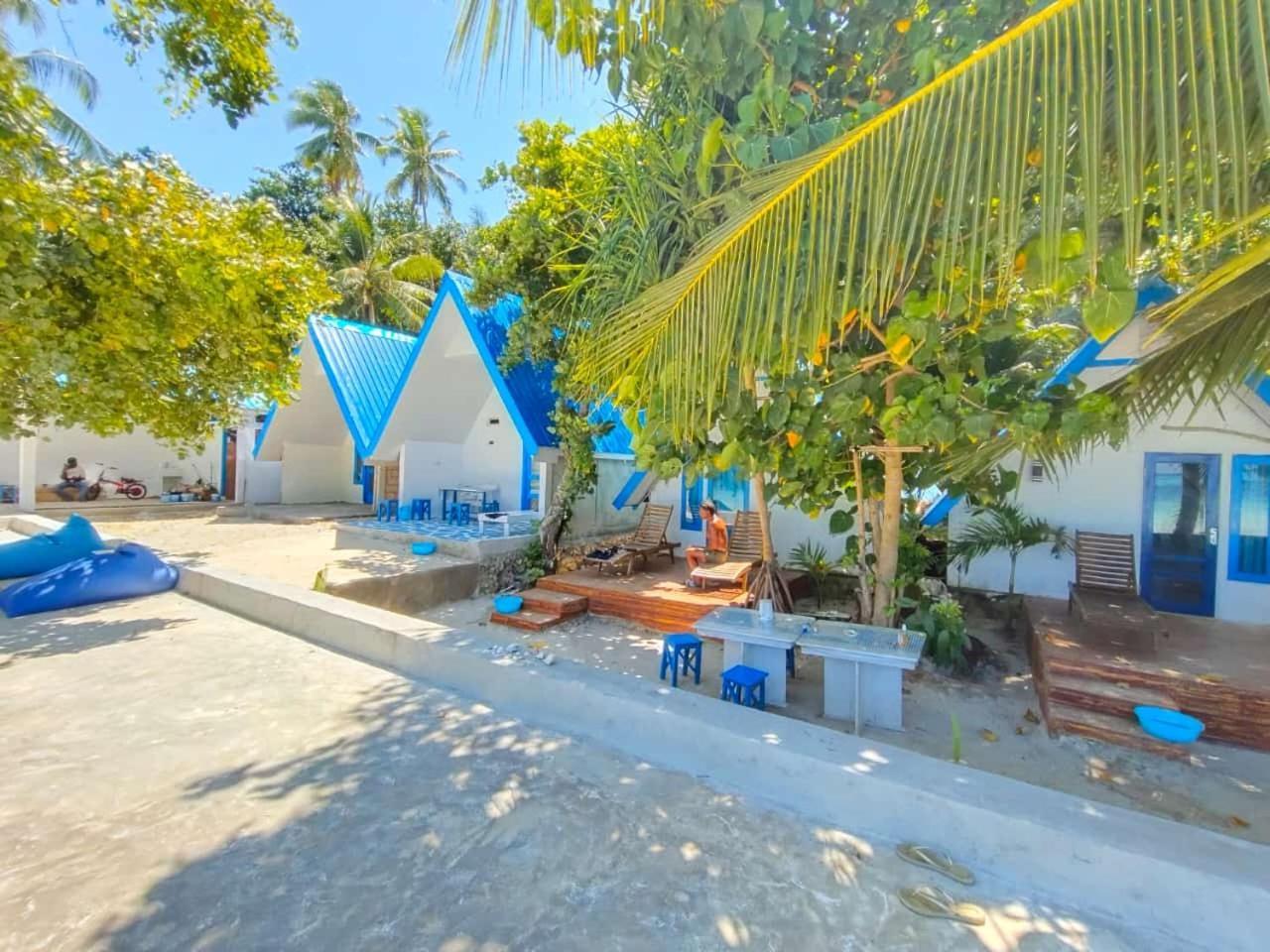 Tria Maria Cottage Ngurbloat Room photo
