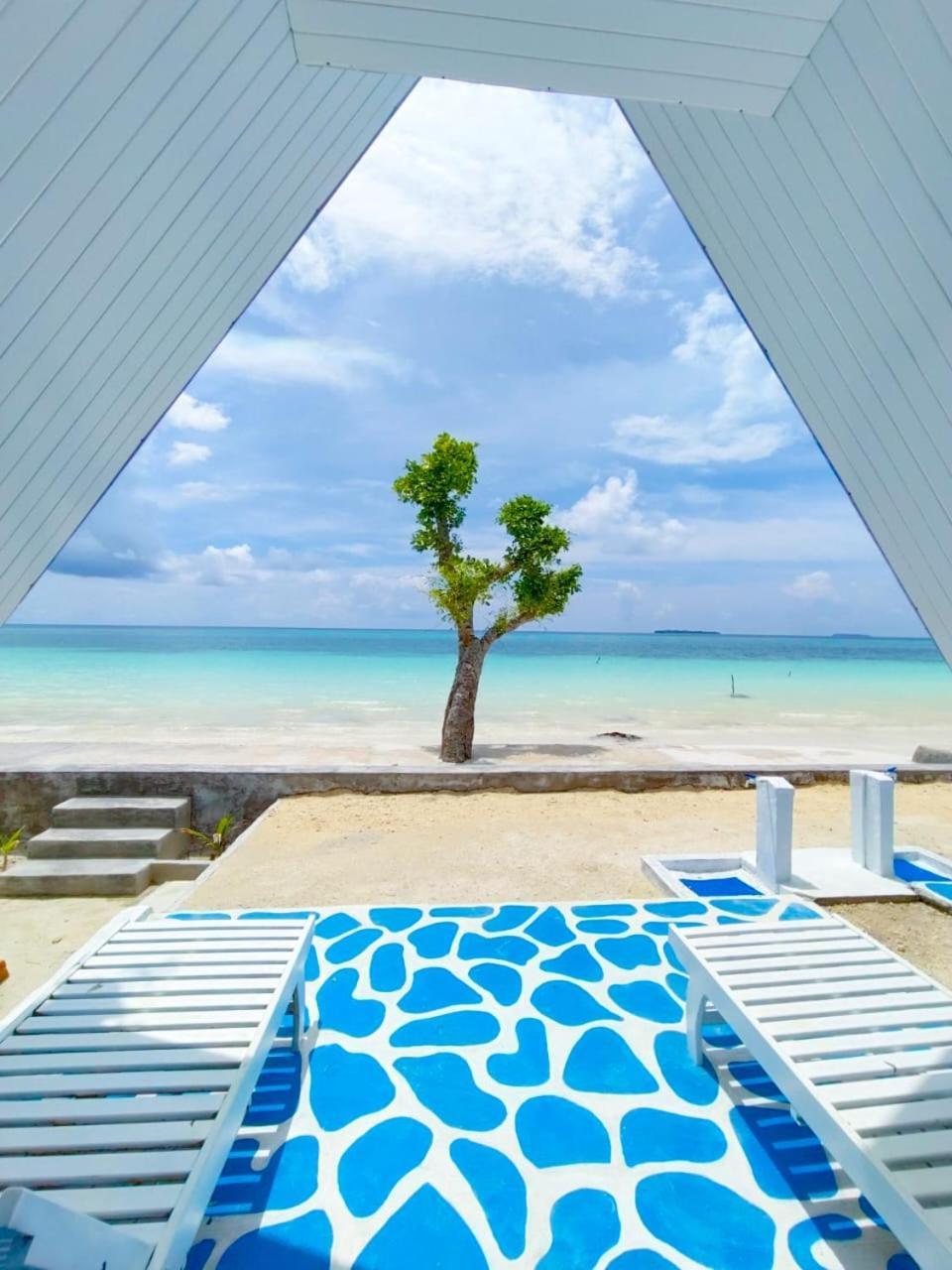 Tria Maria Cottage Ngurbloat Exterior photo